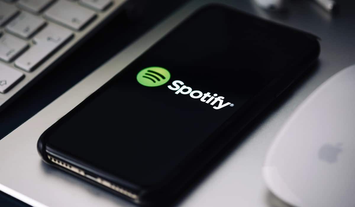 Face à l’invasion de morceaux IA, Spotify sort son badge d’authenticité — Siècle Digital IA